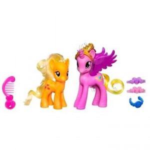 My Little Pony Princezna s kamardkou a doplky - Princess Cadence a Applejack - Cena : 399,- K s dph 